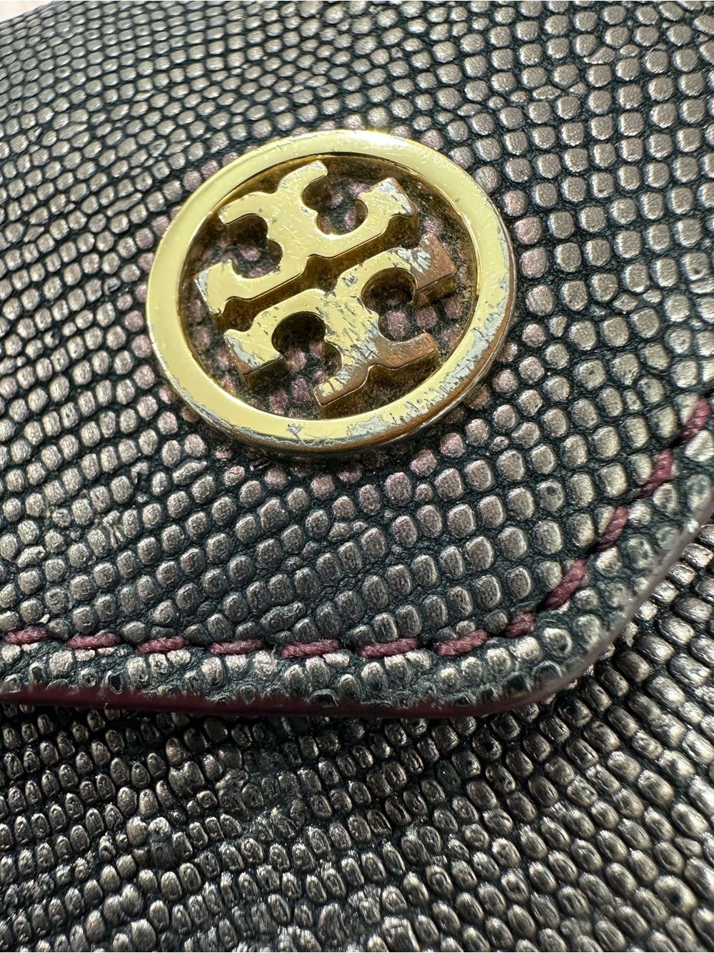 Tory Burch Metallic Textured Mini crossbody bag with Gold Logo - Picture 3 of 9